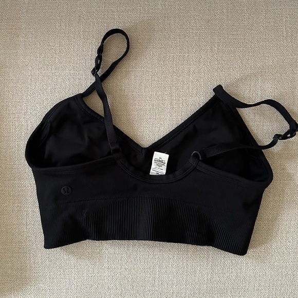lululemon athletica Tops - Lululemon Sports Bra